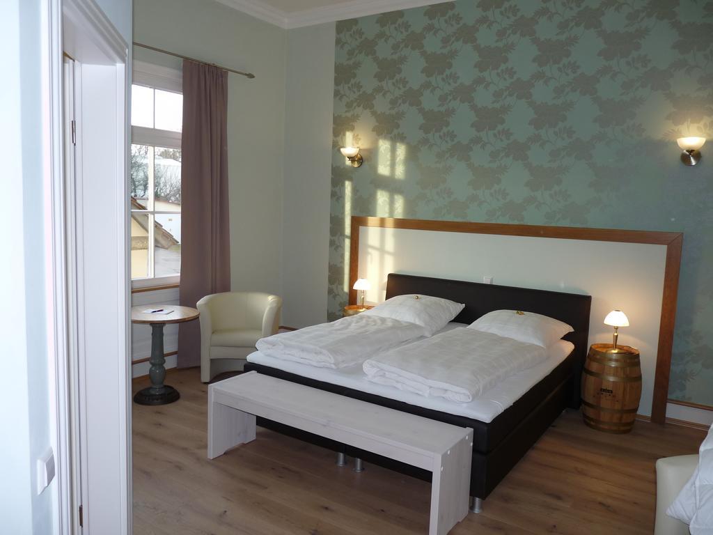 Gaestehaus "Unsere Stadtvilla" Hechingen Room photo